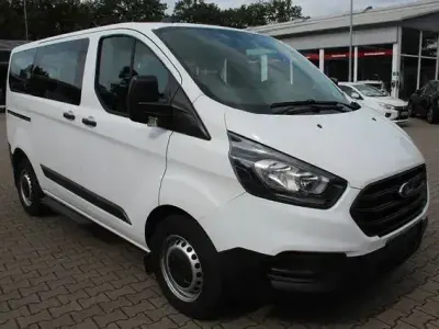 Usata Ford Transit Custom 105 CV (77 kW) 2021 Bianco Station wagon