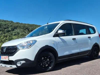 Gebraucht Dacia Lodgy Stepway 116 PS (85 kW) 2020 Weiß Van / Kleinbus