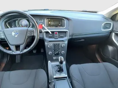 Gebraucht Volvo V40 You! 116 PS (85 kW) 2014 Weiß Limousine