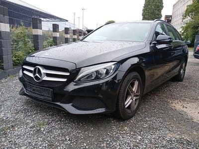 Gebraucht Mercedes C180 116 PS (85 kW) 2016 Schwarz Limousine