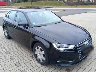Gebraucht Audi A3 Attraction 105 PS (77 kW) 2013 Schwarz Limousine