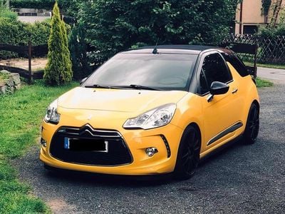 Gelb Gebraucht 2013 Citroën DS3 Cabriolet Cabrio | 3.800 €