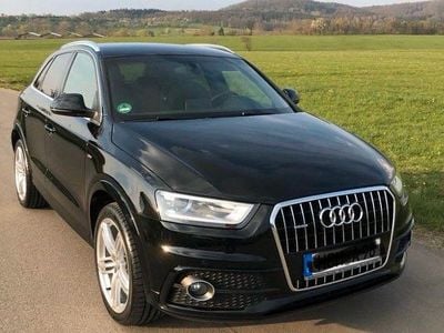 Schwarz Gebraucht 2015 Audi Q3 Sport SUV | 15.900 € (Fairer Preis)
