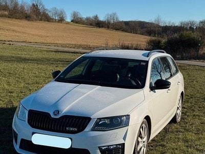 Gebraucht Skoda Octavia RS 184 PS (135 kW) 2016 Weiß Kleinwagen