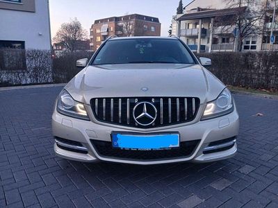 Gebraucht Mercedes C200 Avantgarde 136 PS (100 kW) 2011 Beige Limousine