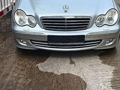 Mercedes C230