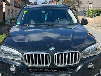 Second-hand BMW X5 313 CP (230 kW) 2015 Negru SUV