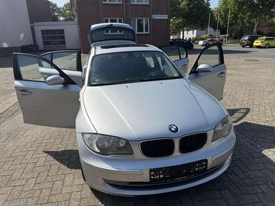 Gebraucht BMW 116 122 PS (89 kW) 2007 Titansilber metallic Kleinwagen