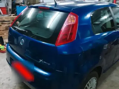 Gebraucht Fiat Punto 82 PS (60 kW) 2007 Blau Kleinwagen
