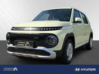 Neu Hyundai Inster Select 71 kW (97 PS) 2026 Buttercream yellow Kleinwagen