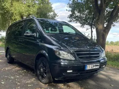 Second-hand Mercedes Viano 204 CP (150 kW) 2006 Negru Monovolum