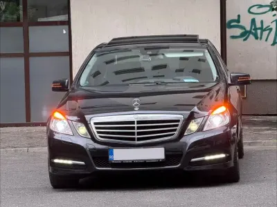 Gebraucht Mercedes E250 204 PS (150 kW) 2011 Schwarz Limousine