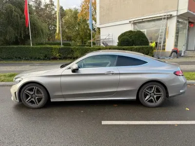 Gebraucht Mercedes C180 156 PS (114 kW) 2020 Grau Coupé