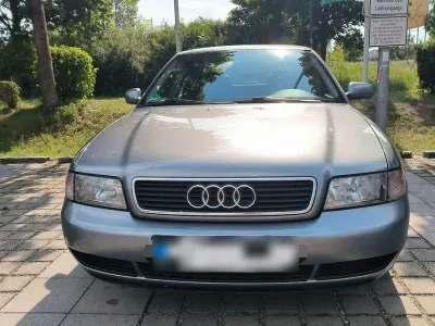 Gebraucht Audi A4 125 PS (91 kW) 1998 Grau Limousine