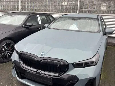 Gebraucht BMW i5 250 kW (340 PS) 2025 Kombi