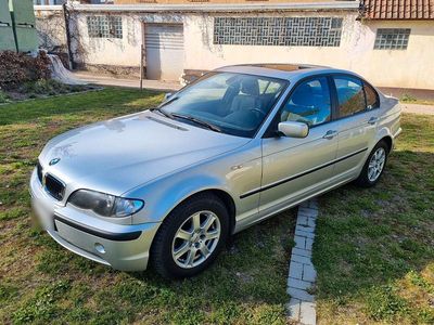 Gebraucht BMW 318 Lifestyle 143 PS (105 kW) 2004 Silber Limousine
