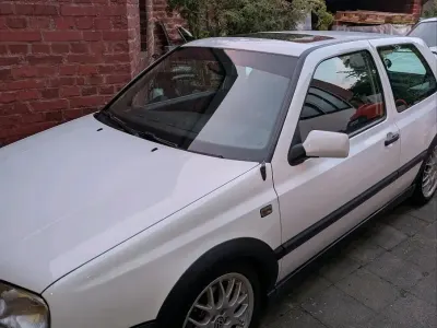 Gebraucht VW Golf III GTI 125 PS (91 kW) 1991 Weiß Kleinwagen