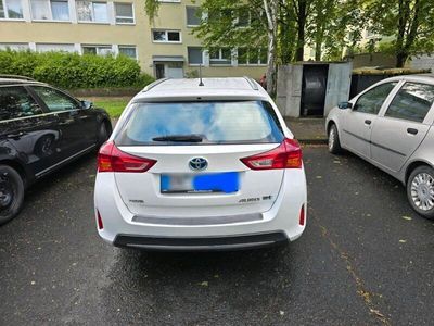 gebraucht Toyota Auris Hybrid Life 1,8-l-VVT-i Life