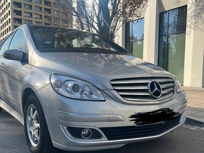Gebraucht Mercedes B170 116 PS (85 kW) 2006 Silber Van / Kleinbus