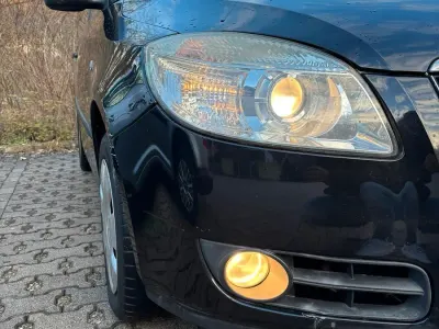 Gebraucht Skoda Fabia 69 PS (50 kW) 2008 Schwarz Kleinwagen