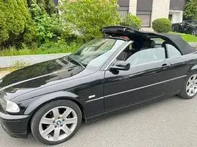 Używany BMW 325 192 KM (141 kW) 2003 Czarny Kabriolet