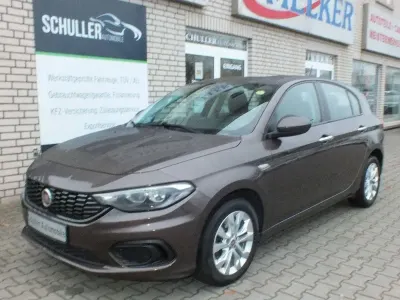 Usado Fiat Tipo Easy 95 CV (69 kW) 2017 Gris Berlina