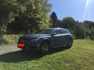 gebraucht Mercedes GLA200 AMG Line