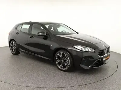 Gebraucht BMW 120 M Sport 170 PS (125 kW) 2025 Schwarz Kleinwagen