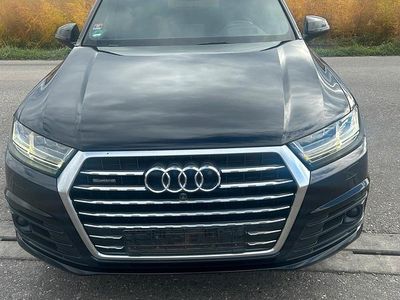 Second-hand Audi Q7 272 CP (200 kW) 2017 Negru SUV