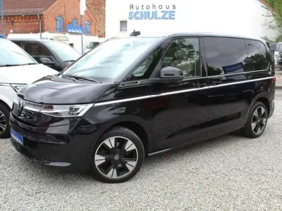 Używany VW Multivan Style 150 KM (110 kW) 2022 Czarny Minivan