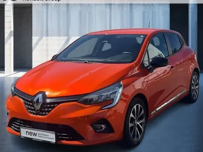 Gebraucht Renault Clio V Zen 91 PS (66 kW) 2022 Orange Limousine