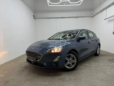 Gebraucht Ford Focus Cool & Connect 101 PS (74 kW) 2019 Blau Limousine