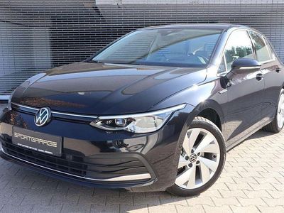 Second-hand VW Golf VII Style 150 CP (110 kW) 2020 Negru Berlinǎ