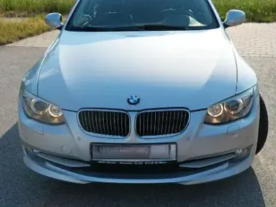 Gebraucht BMW 325 Sport Line 218 PS (160 kW) 2011 Grau Coupé