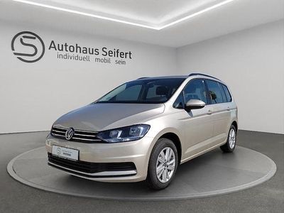 Gebraucht VW Touran Comfortline 150 PS (110 kW) 2024 Silber Van / Kleinbus