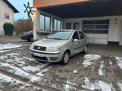 Gebraucht Fiat Punto 95 PS (69 kW) 2005 Silber Kleinwagen