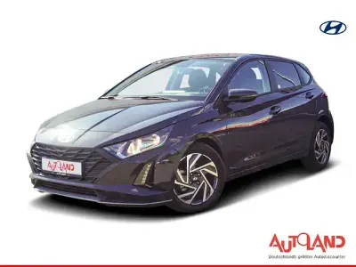 Neu Hyundai i20 79 PS (58 kW) 2025 Rot Kleinwagen