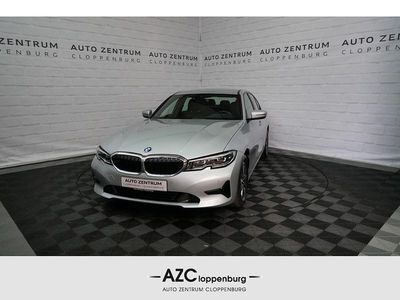 Silber Gebraucht 2021 BMW 318 Advantage Limousine | 19.400 € (Teuer)