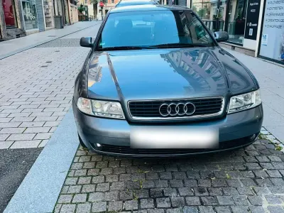 Gebraucht Audi A4 125 PS (91 kW) 1999 Grau Limousine