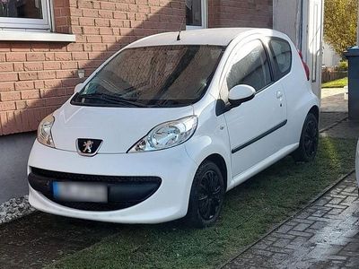 Gebraucht Peugeot 107 Filou 68 PS (50 kW) 2006 Weiß Kleinwagen