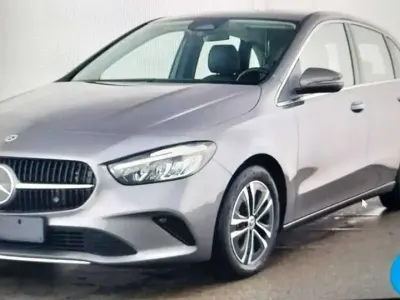 Gebraucht Mercedes B200 Advanced 163 PS (119 kW) 2024 Silber Kleinwagen