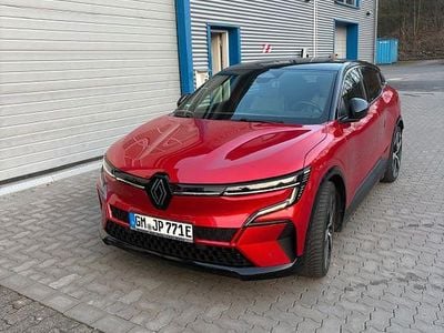 Gebraucht Renault Megane E-Tech Komfort 160 kW (218 PS) 2022 Rot Limousine