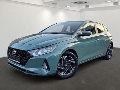 Gebraucht Hyundai i20 Edition 30 101 PS (74 kW) 2022 Purple (mangrove green) Kleinwagen