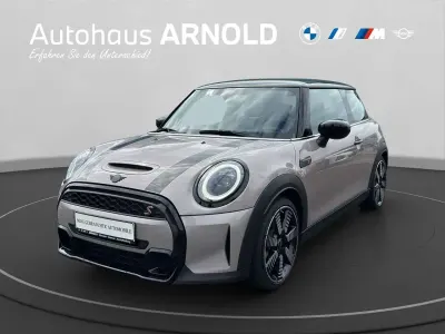 Gebraucht Mini Cooper S Classic 178 PS (130 kW) 2022 Rooftop grey Kleinwagen