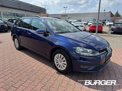 Blau Gebraucht 2019 VW Golf VII Trendline Kombi | 13.470 € (Guter Preis)