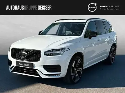 Gebraucht Volvo XC90 Plus 235 PS (172 kW) 2022 Crystal weiß perleffekt SUV