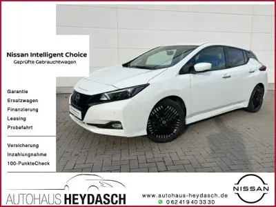 Gebraucht Nissan Leaf N-Connecta 110 kW (150 PS) 2023 Weiß Kleinwagen
