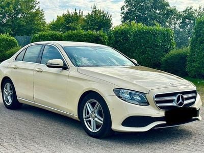Mercedes E200