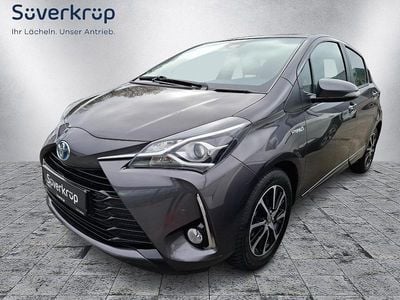 Usata Toyota Yaris Hybrid 75 CV (55 kW) 2018 Grigio Utilitaria