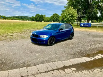 Gebraucht BMW 118 M Sport 143 PS (105 kW) 2011 Blau Kleinwagen